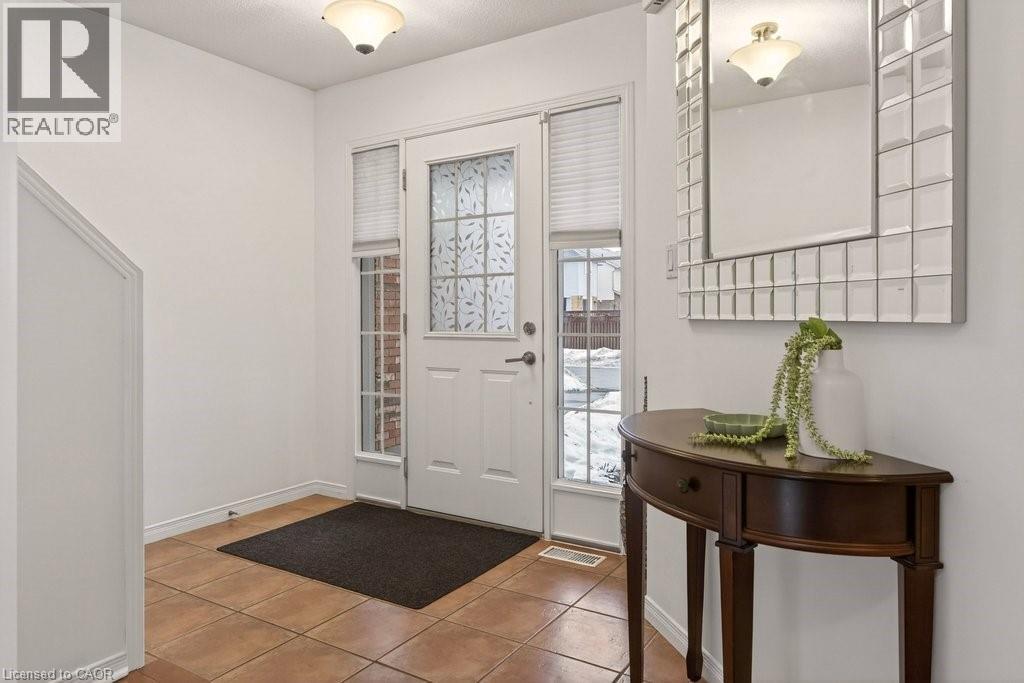 9 Gosling Gardens, Guelph, Ontario  N1G 5H5 - Photo 3 - 40806222