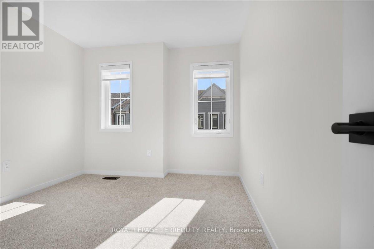 38 Kingbird Common, Cambridge, Ontario  N1T 0H3 - Photo 25 - X12803452