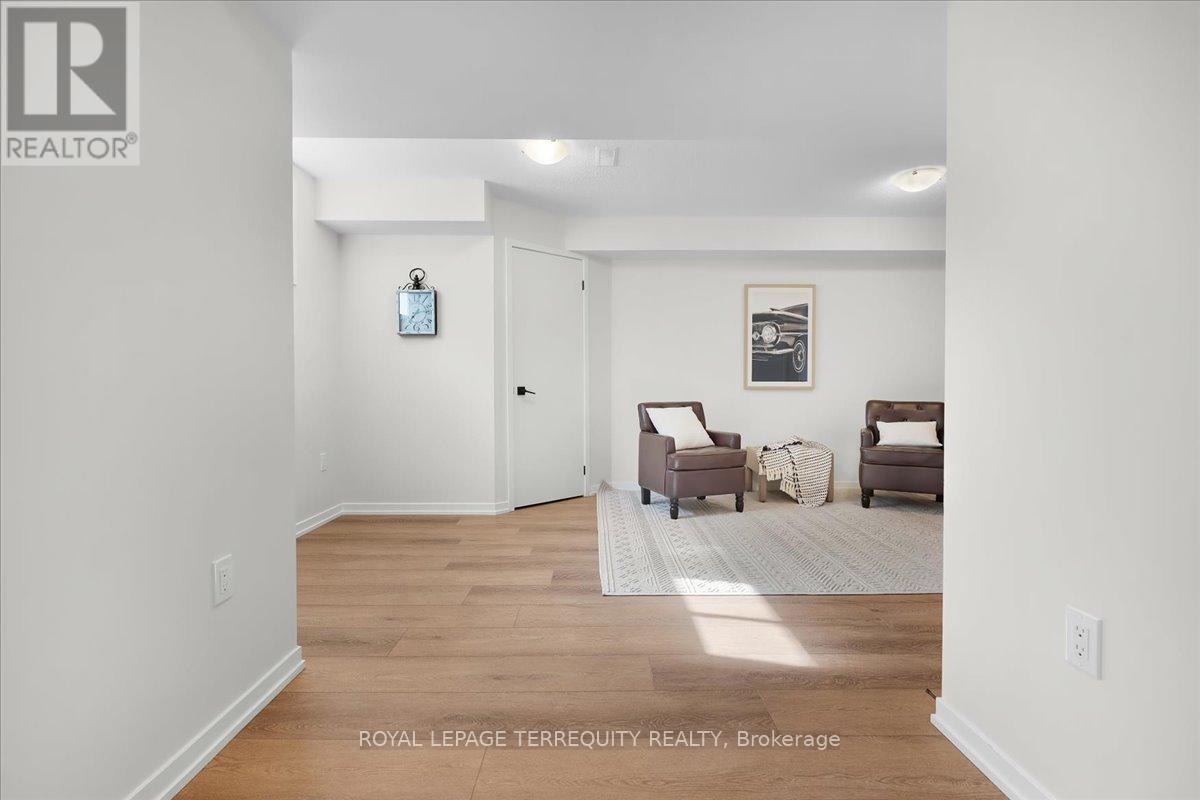 38 Kingbird Common, Cambridge, Ontario  N1T 0H3 - Photo 33 - X12803452