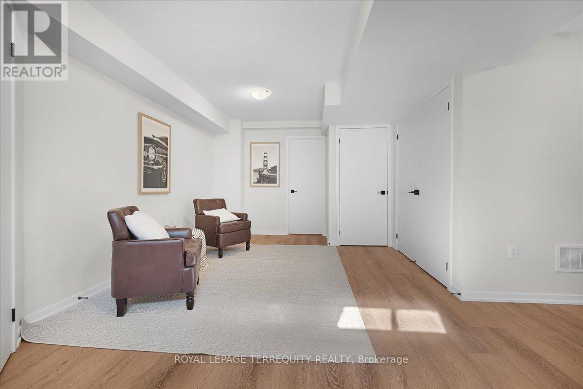 38 Kingbird Common, Cambridge, Ontario  N1T 0H3 - Photo 34 - X12803452