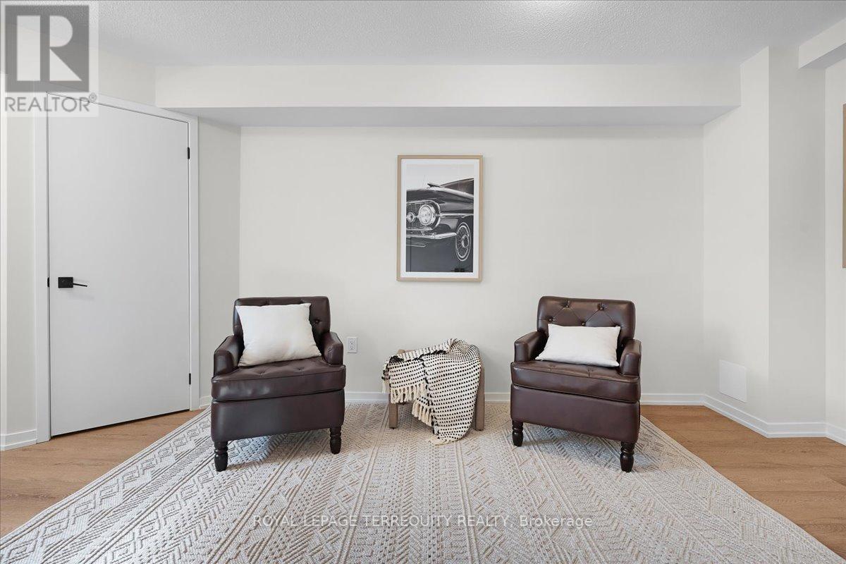 38 Kingbird Common, Cambridge, Ontario  N1T 0H3 - Photo 35 - X12803452