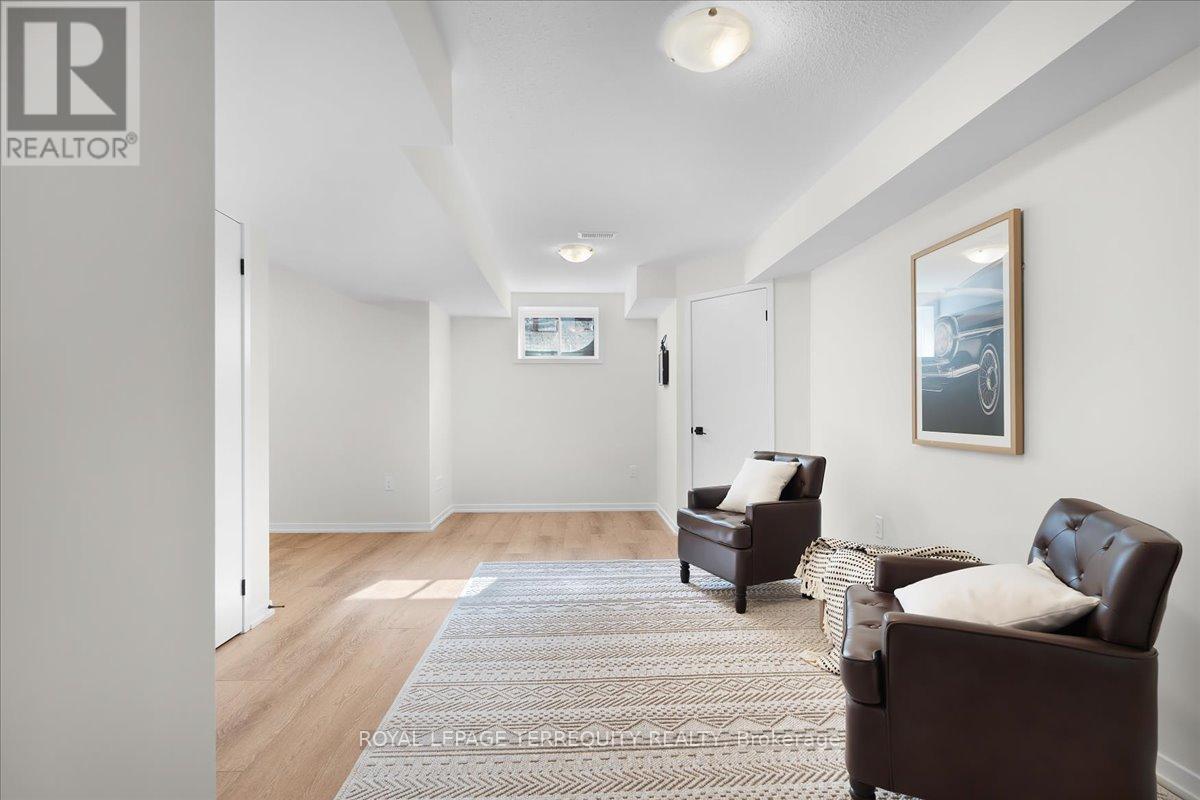 38 Kingbird Common, Cambridge, Ontario  N1T 0H3 - Photo 36 - X12803452