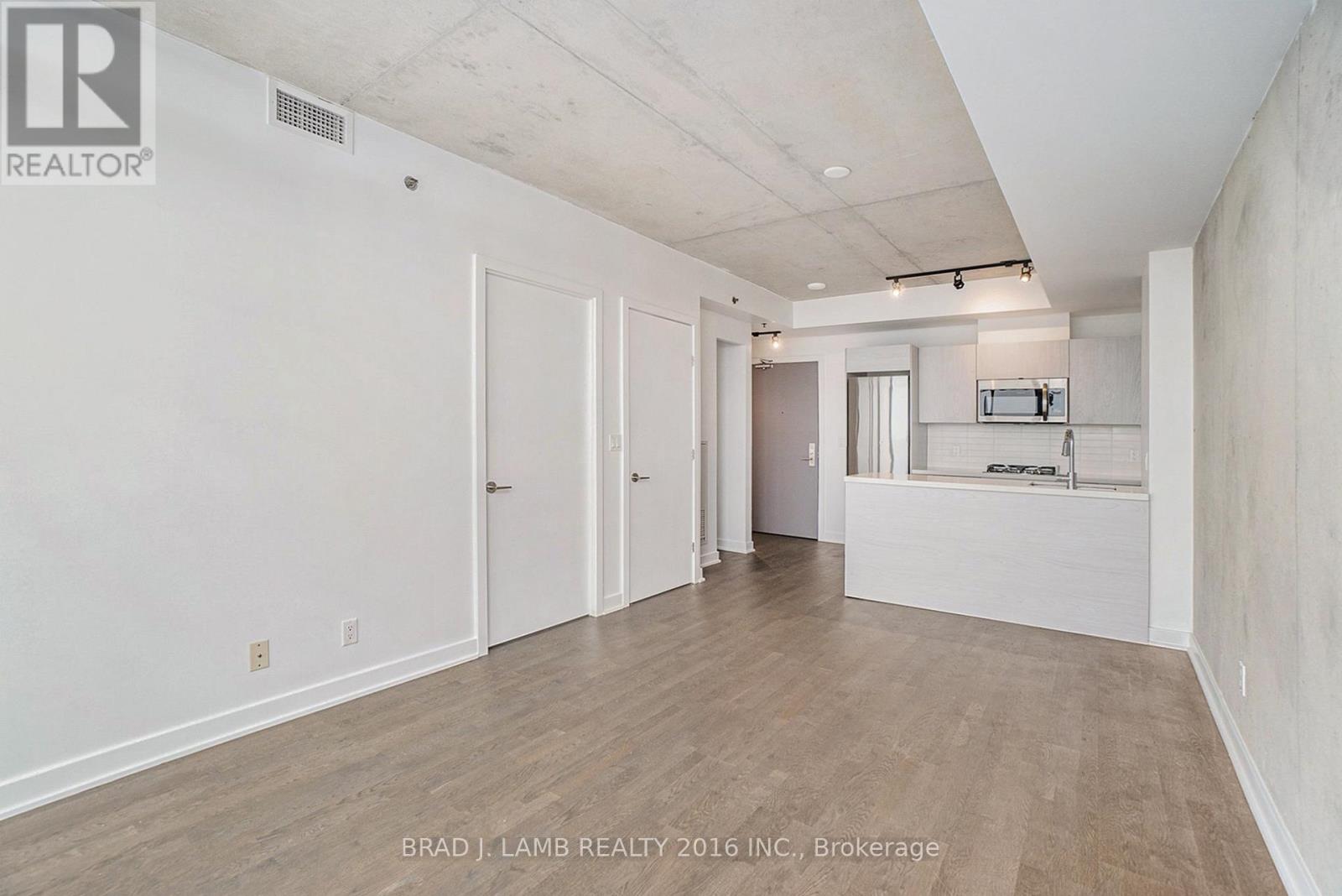 1805 - 203 Catherine Street, Ottawa, Ontario  K2P 1J5 - Photo 6 - X12803466