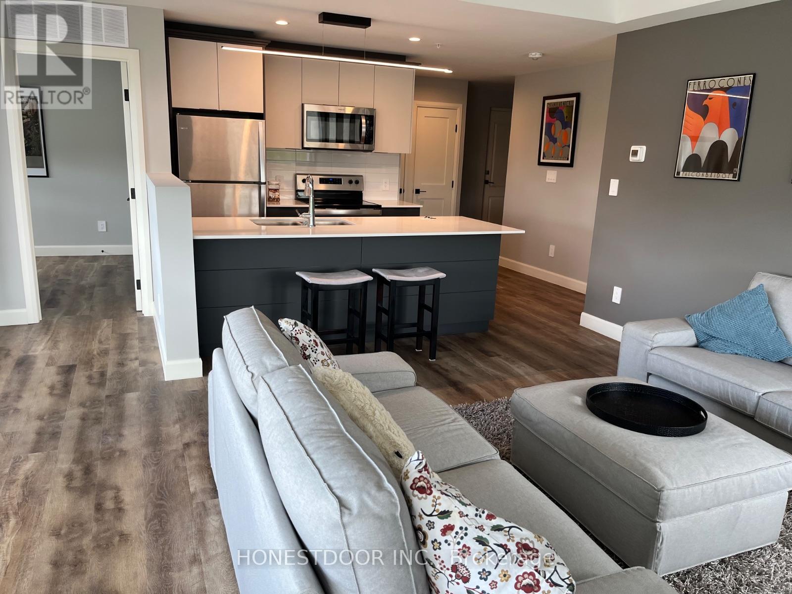 303 - 34 Norman Street, Brantford, Ontario  N3R 2Y1 - Photo 12 - X12803514