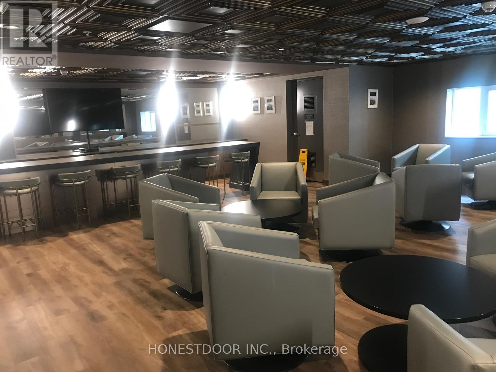 303 - 34 Norman Street, Brantford, Ontario  N3R 2Y1 - Photo 7 - X12803514