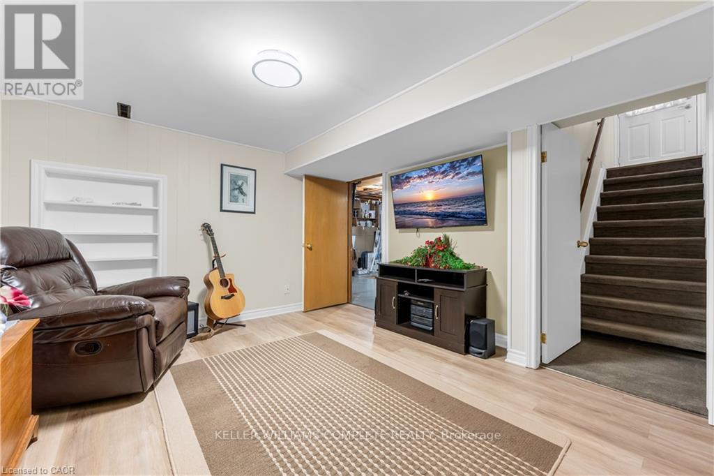 77 Lawfield Drive, Hamilton, Ontario  L8V 4C6 - Photo 21 - X12803560