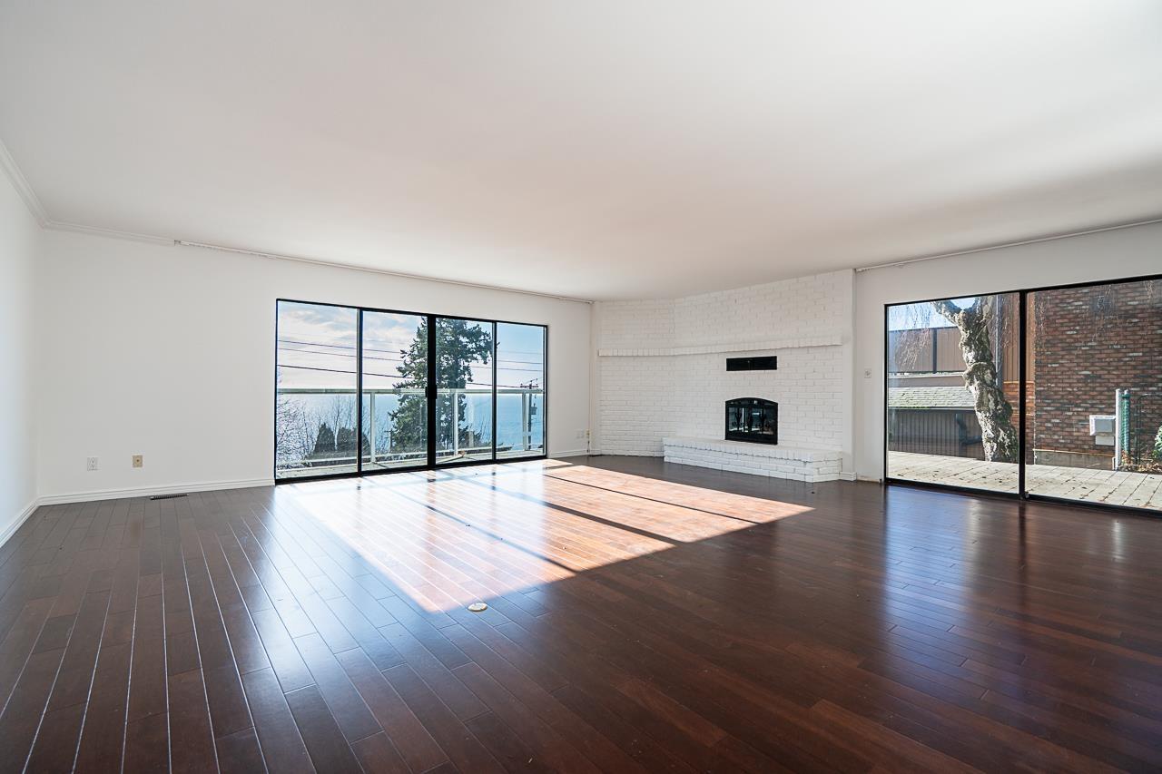 14815 Hardie Avenue, White Rock, British Columbia V4B 2H6 - Photo 8 - R3087913