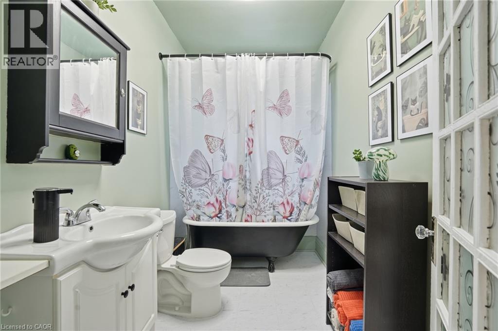 63 Woodland Avenue, St. Catharines, Ontario  L2R 5A4 - Photo 22 - 40806128