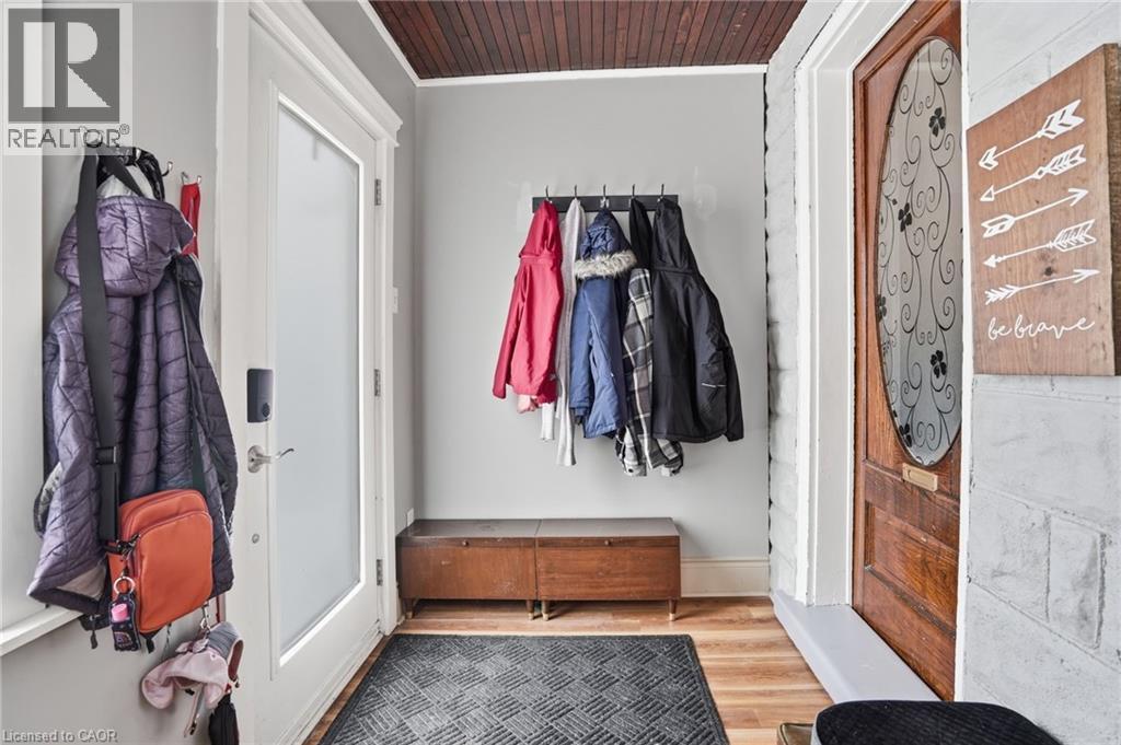 63 Woodland Avenue, St. Catharines, Ontario  L2R 5A4 - Photo 9 - 40806128