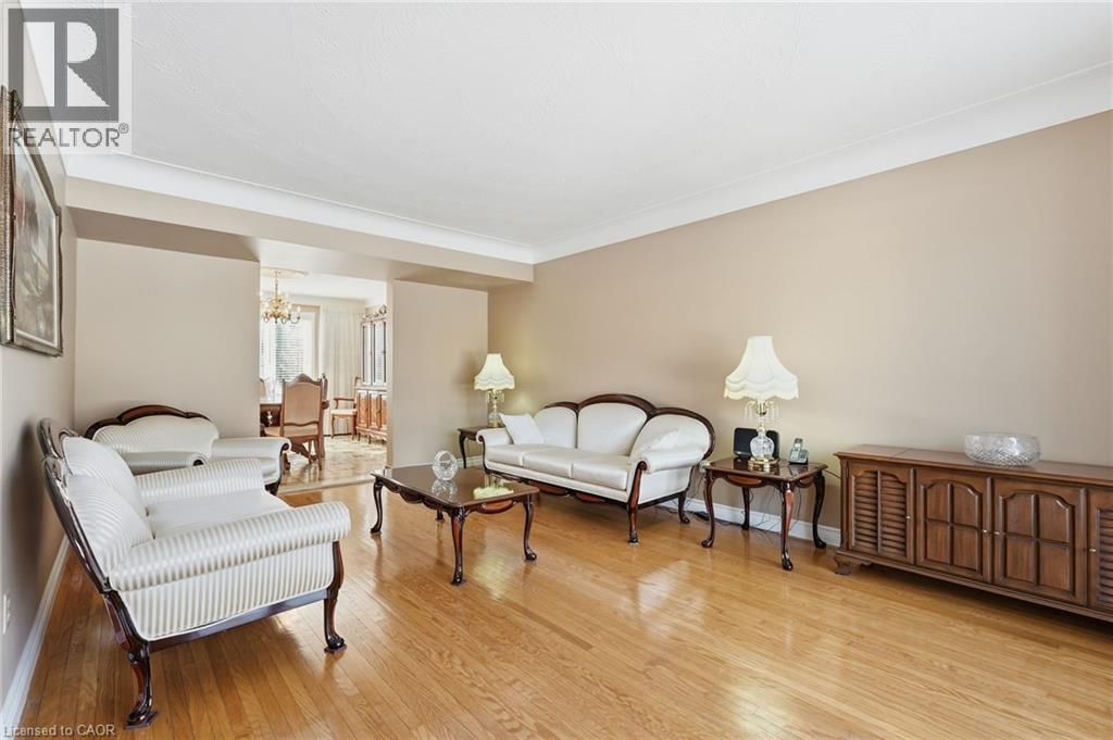 383 Scenic Drive, Hamilton, Ontario  L9C 1G6 - Photo 5 - 40805855