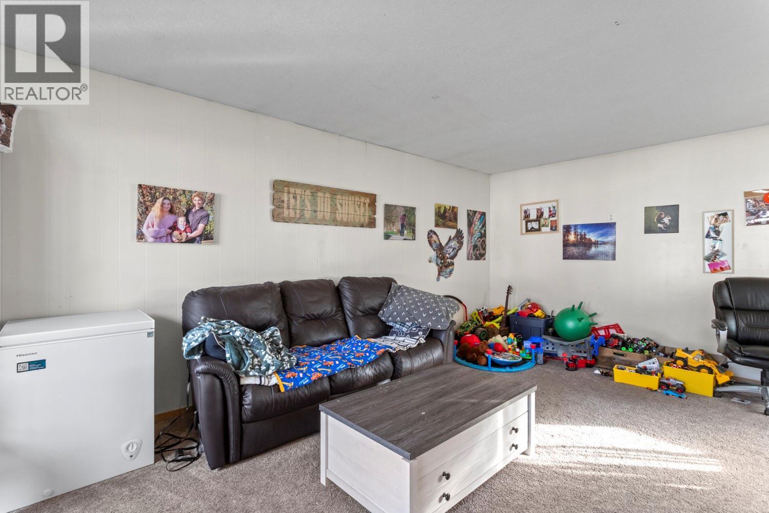 2433 Cedar Street, Creston, British Columbia  V0B 1G3 - Photo 8 - 10376224