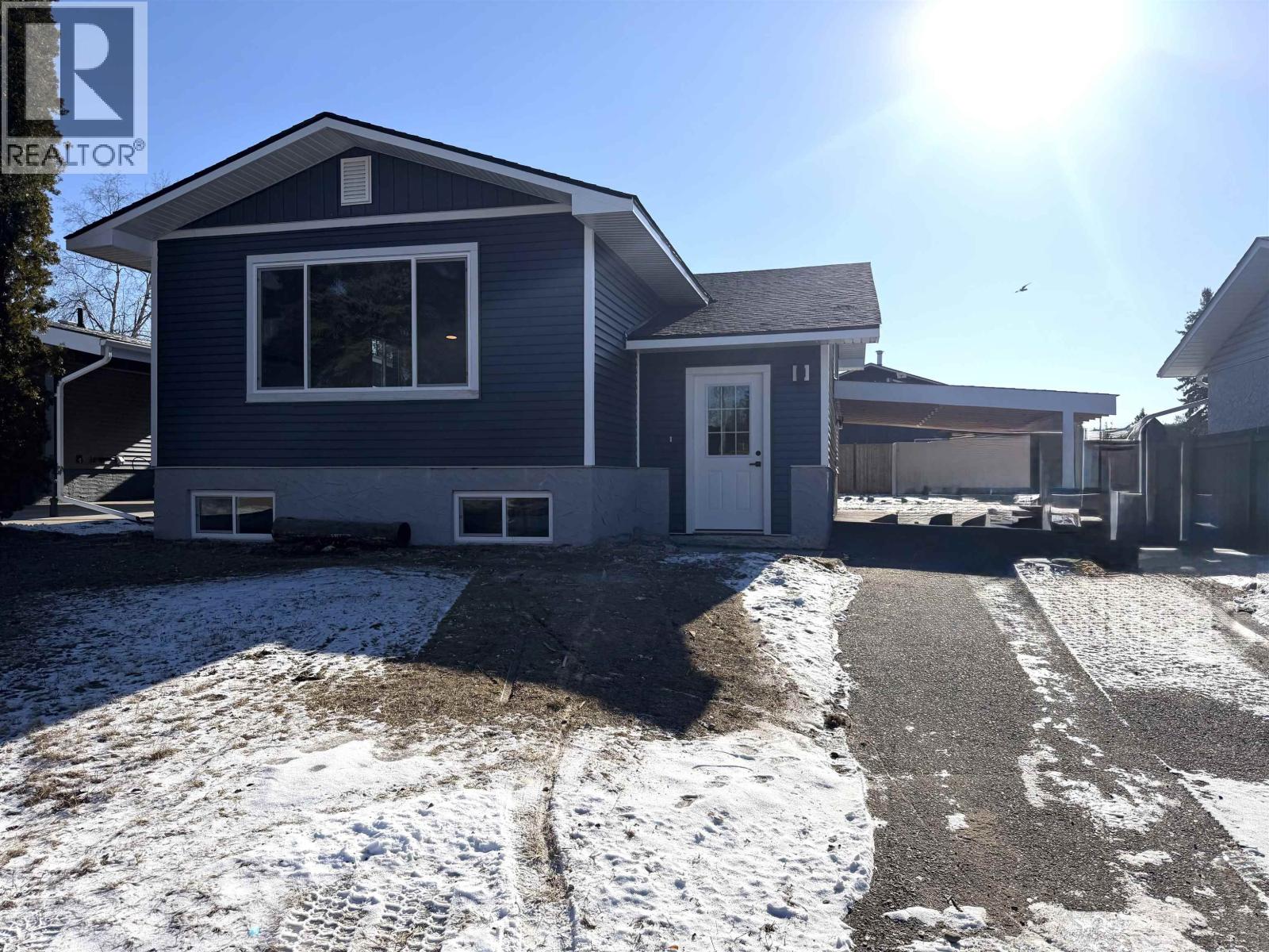 4379 Ewen Avenue, Prince George, British Columbia  V2M 5Y8 - Photo 1 - R3091765