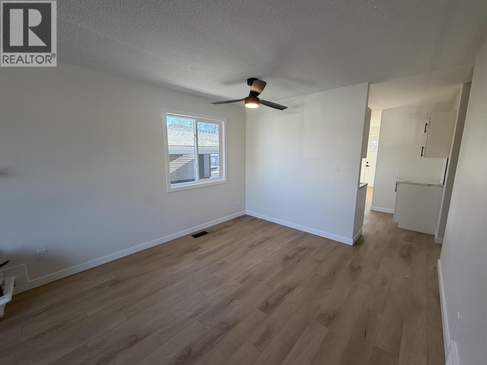 4379 Ewen Avenue, Prince George, British Columbia  V2M 5Y8 - Photo 3 - R3091765