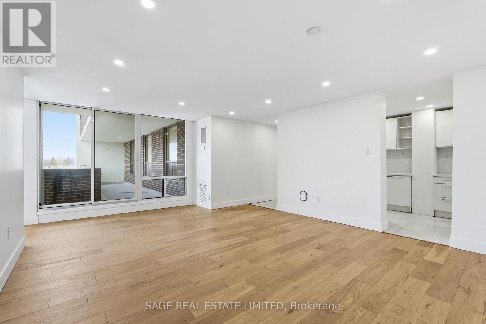 707 - 1515 Lakeshore Road E, Mississauga, Ontario  L5E 3E3 - Photo 13 - W12800210