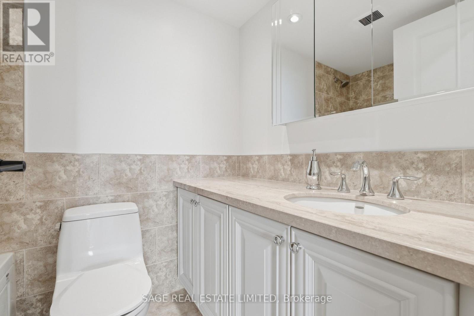 707 - 1515 Lakeshore Road E, Mississauga, Ontario  L5E 3E3 - Photo 34 - W12800210