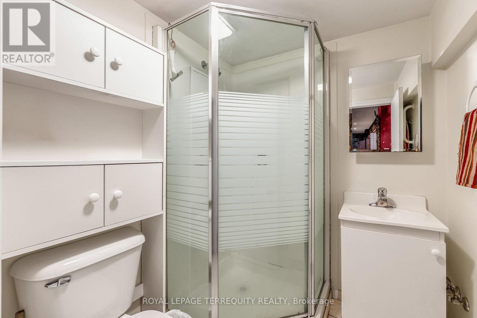 5 Acorn Avenue, Toronto, Ontario  M9B 3P7 - Photo 23 - W12800808