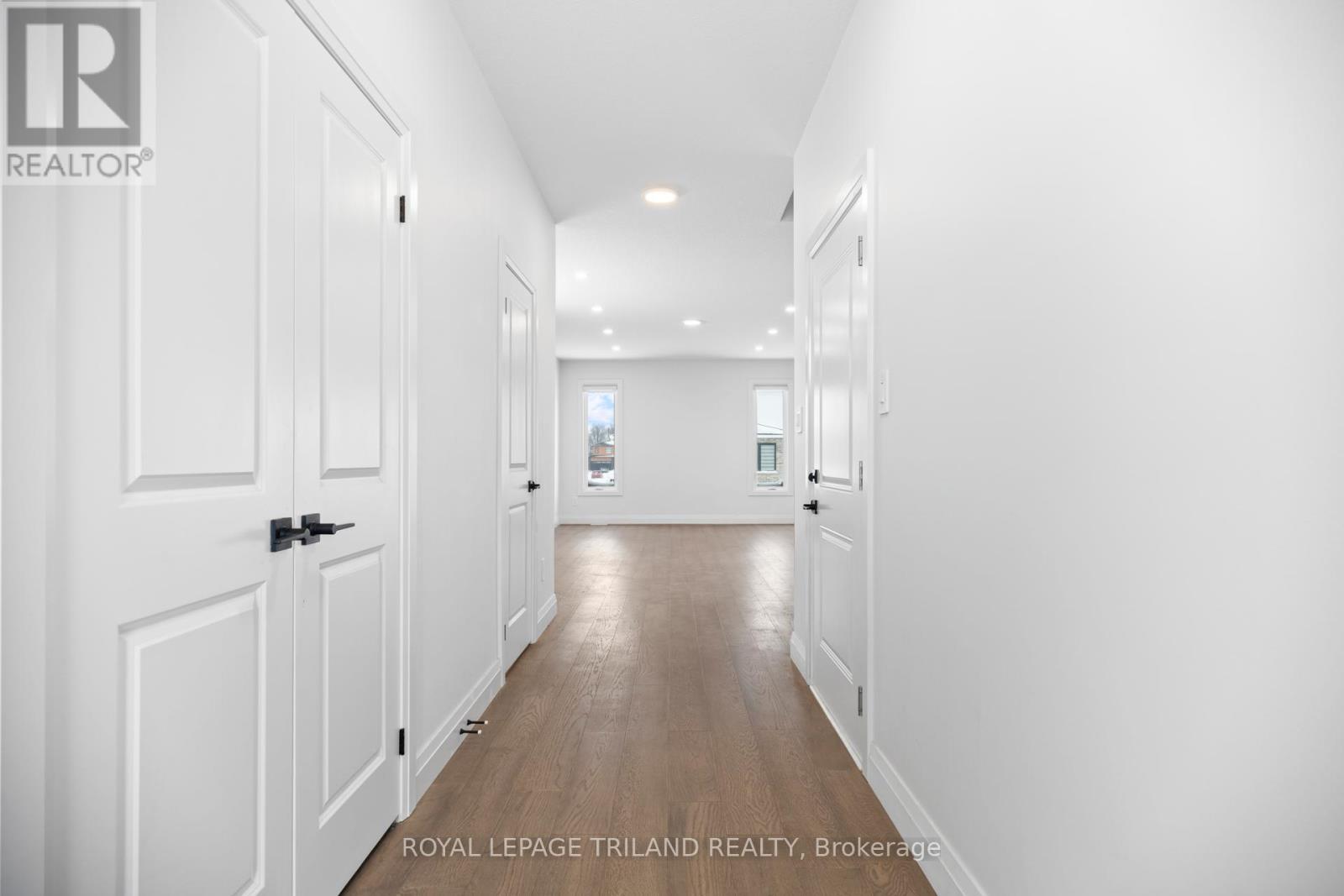 1566 Wright Crescent, London North, Ontario  N6G 3R6 - Photo 8 - X12775350