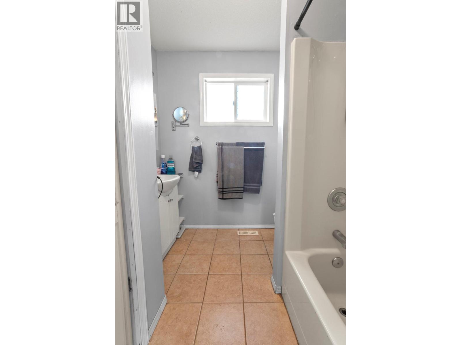 231 9th Avenue S, Creston, British Columbia  V0B 1G3 - Photo 18 - 10374992