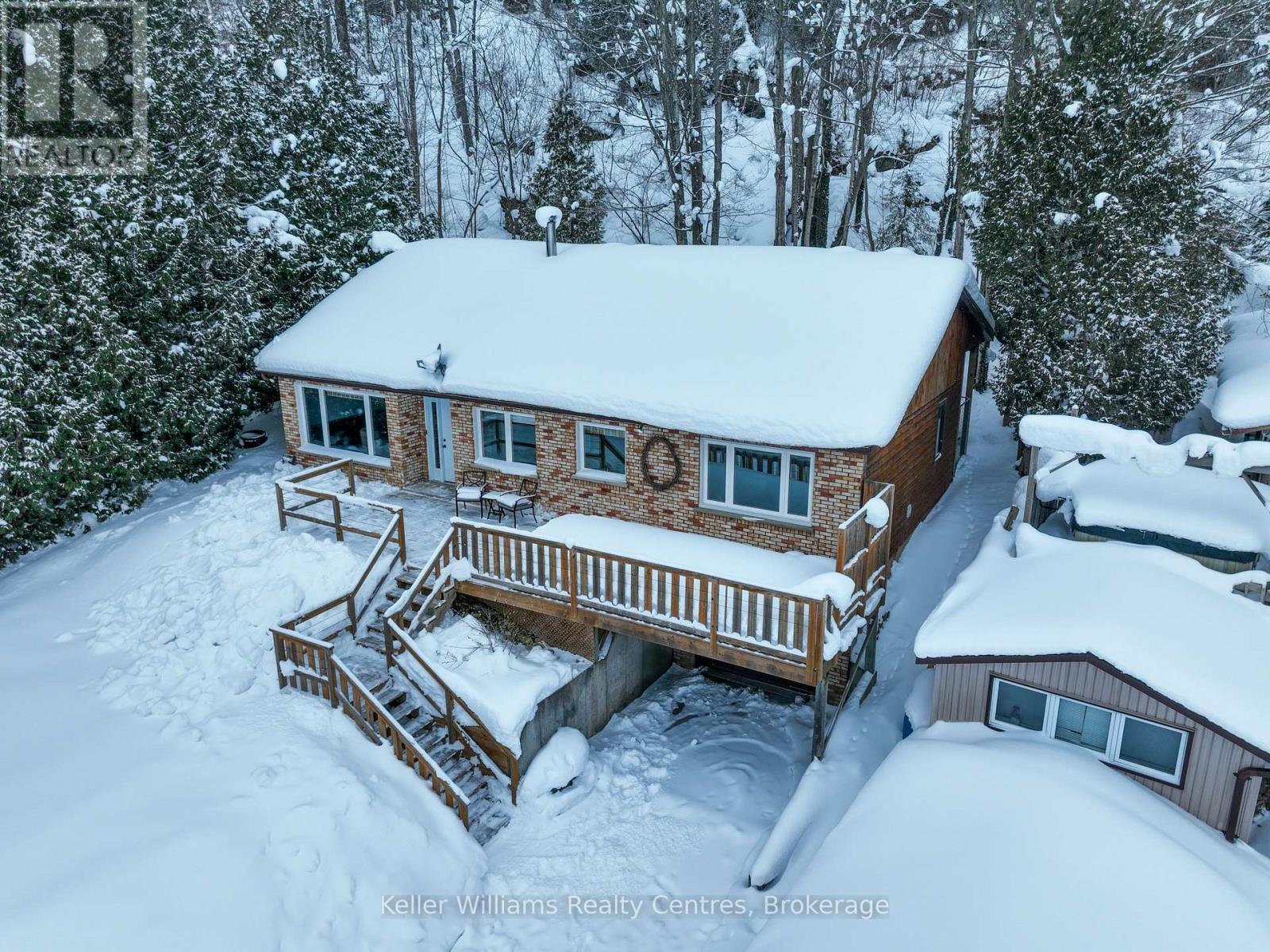 121 MALLORY BEACH ROAD, South Bruce Peninsula, Ontario