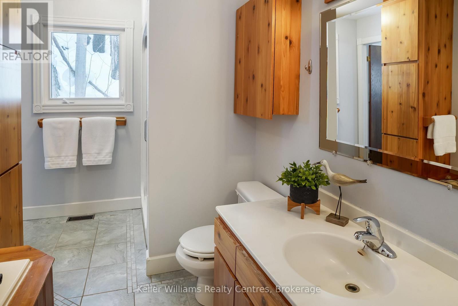 121 Mallory Beach Road, South Bruce Peninsula, Ontario  N0H 2T0 - Photo 19 - X12803590