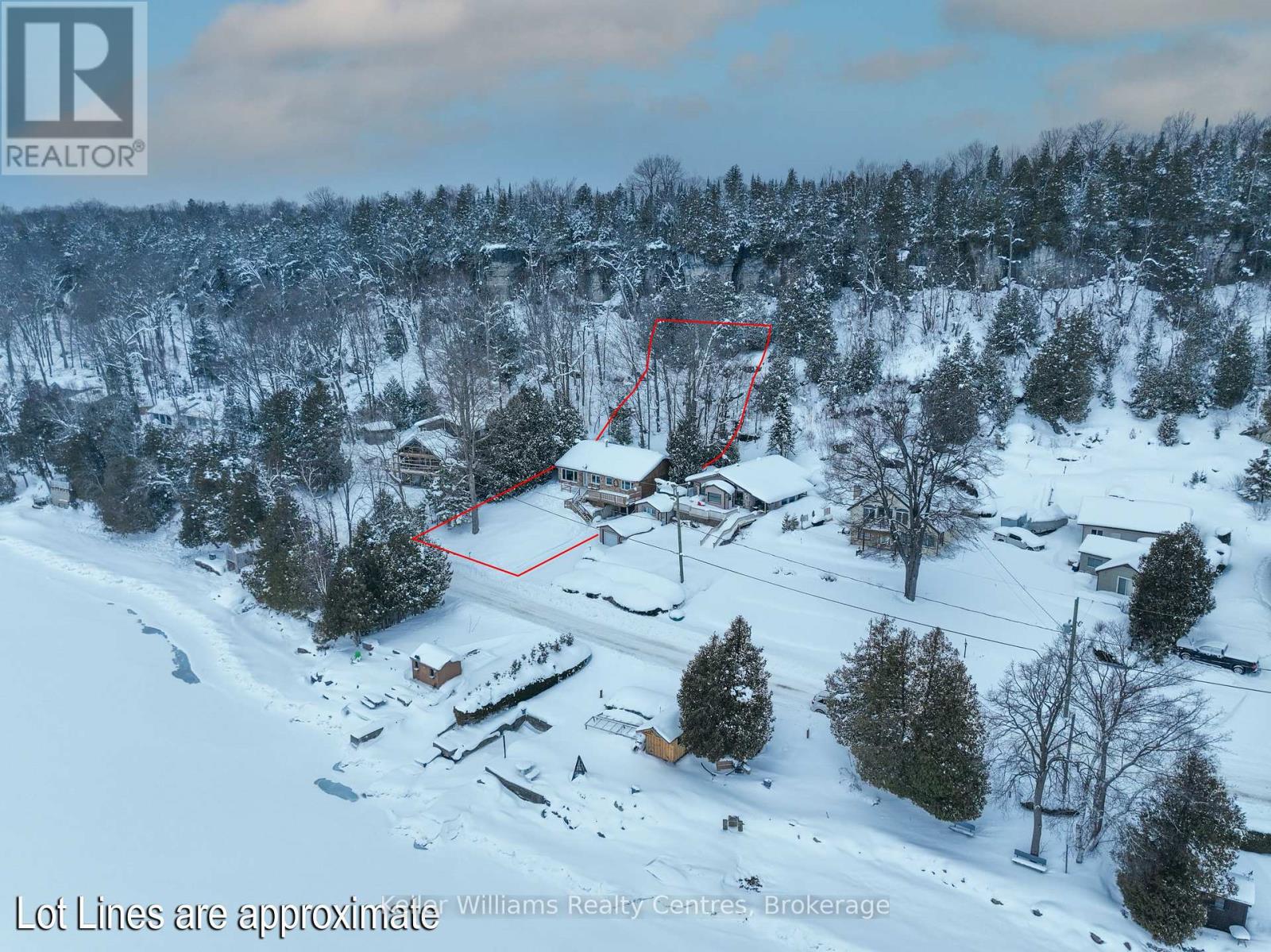 121 Mallory Beach Road, South Bruce Peninsula, Ontario  N0H 2T0 - Photo 2 - X12803590