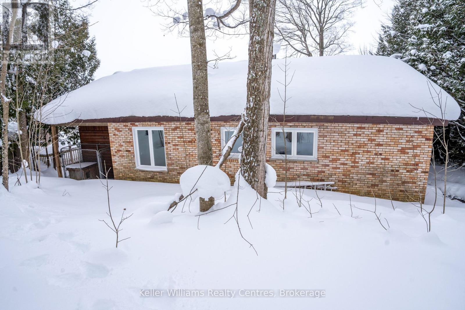 121 Mallory Beach Road, South Bruce Peninsula, Ontario  N0H 2T0 - Photo 35 - X12803590