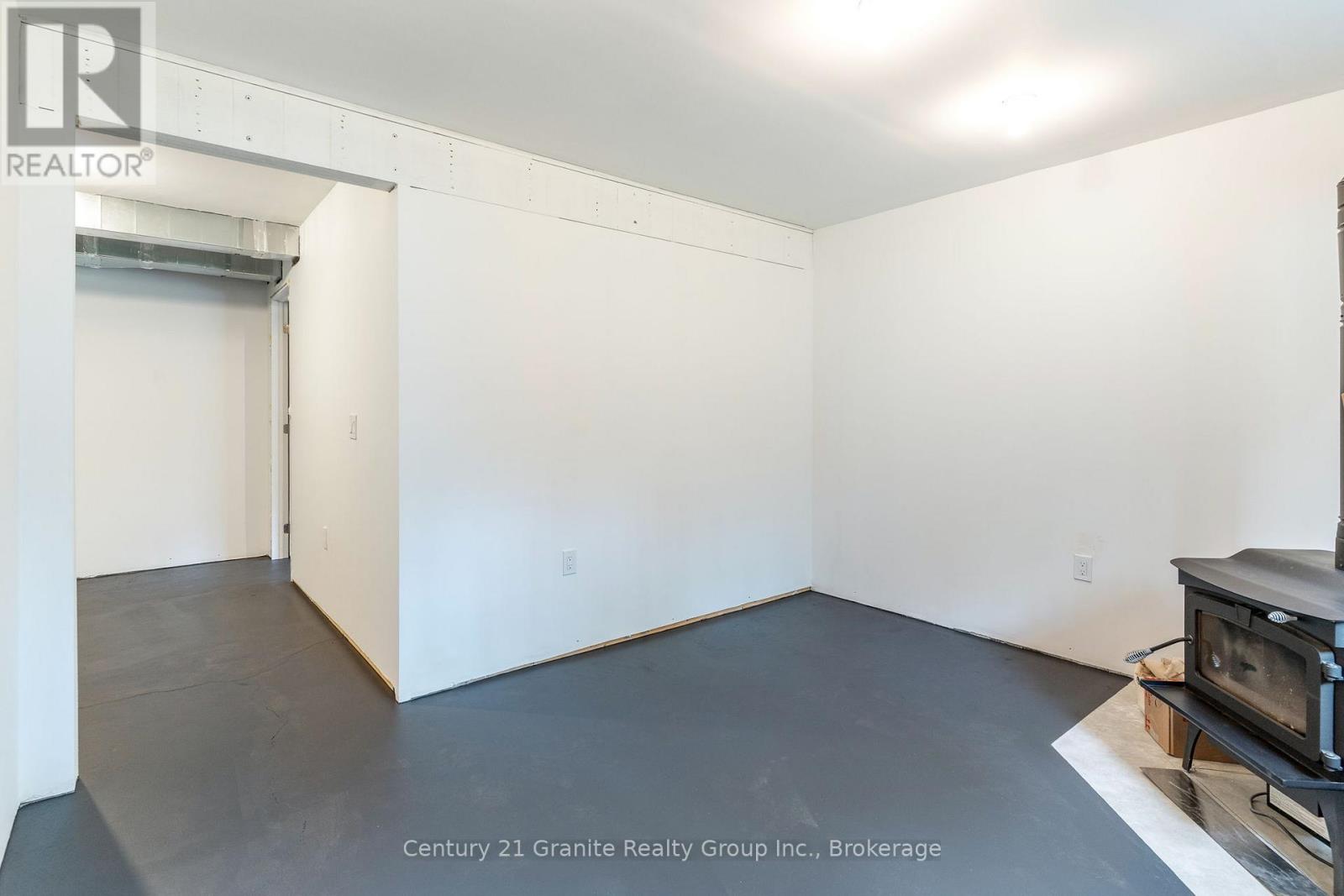 10498 Highway 118, Algonquin Highlands, Ontario  K0M 1J0 - Photo 26 - X12803640