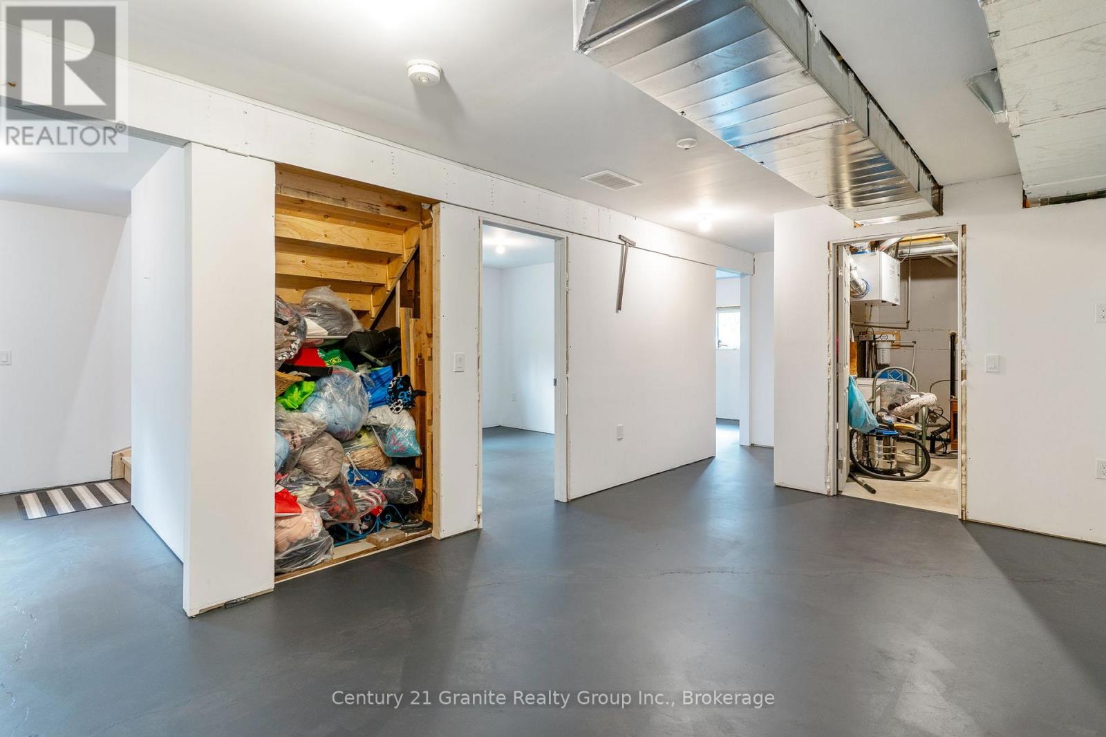 10498 Highway 118, Algonquin Highlands, Ontario  K0M 1J0 - Photo 33 - X12803640