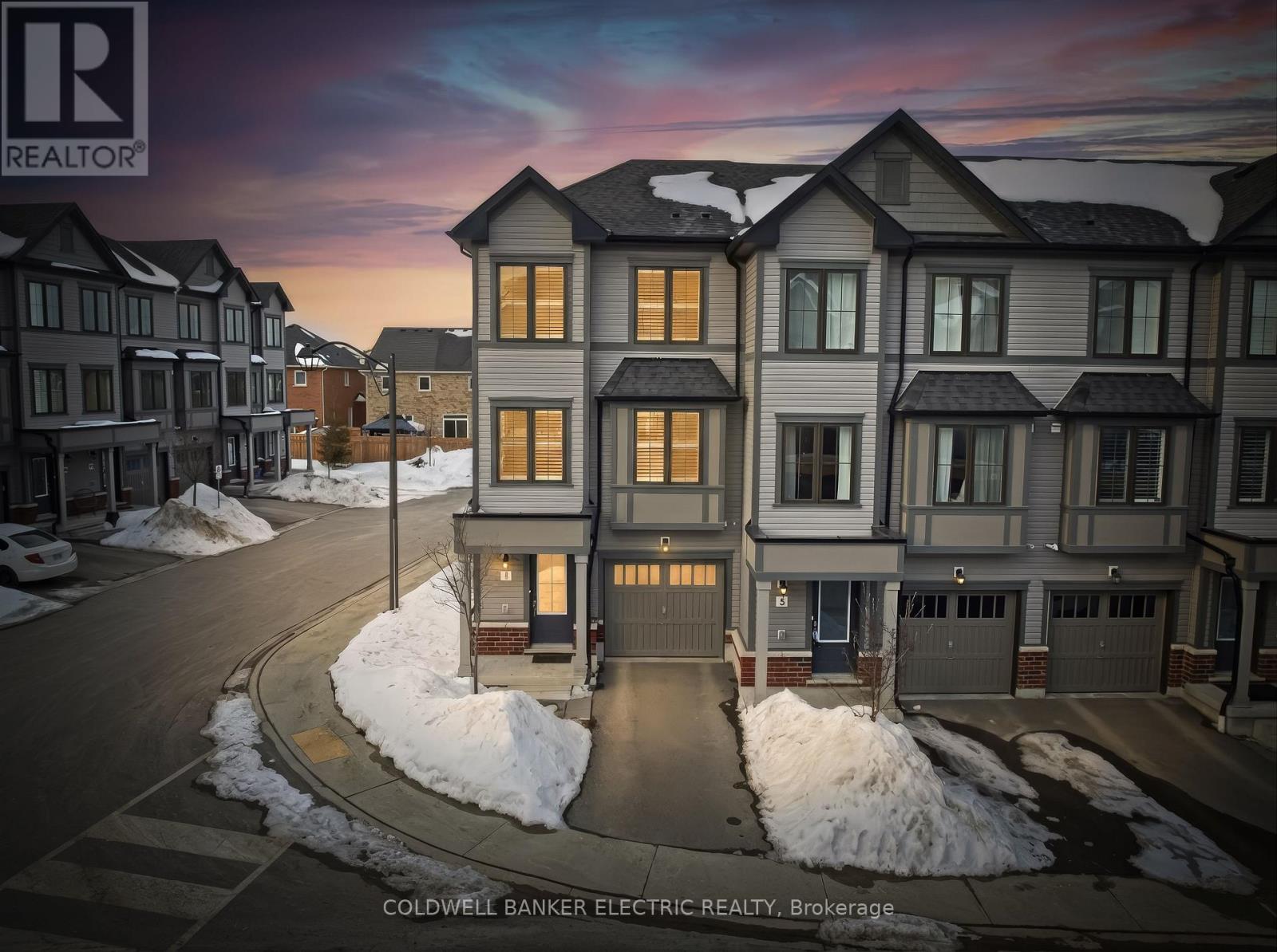 1 LOANA LANE, Clarington, Ontario