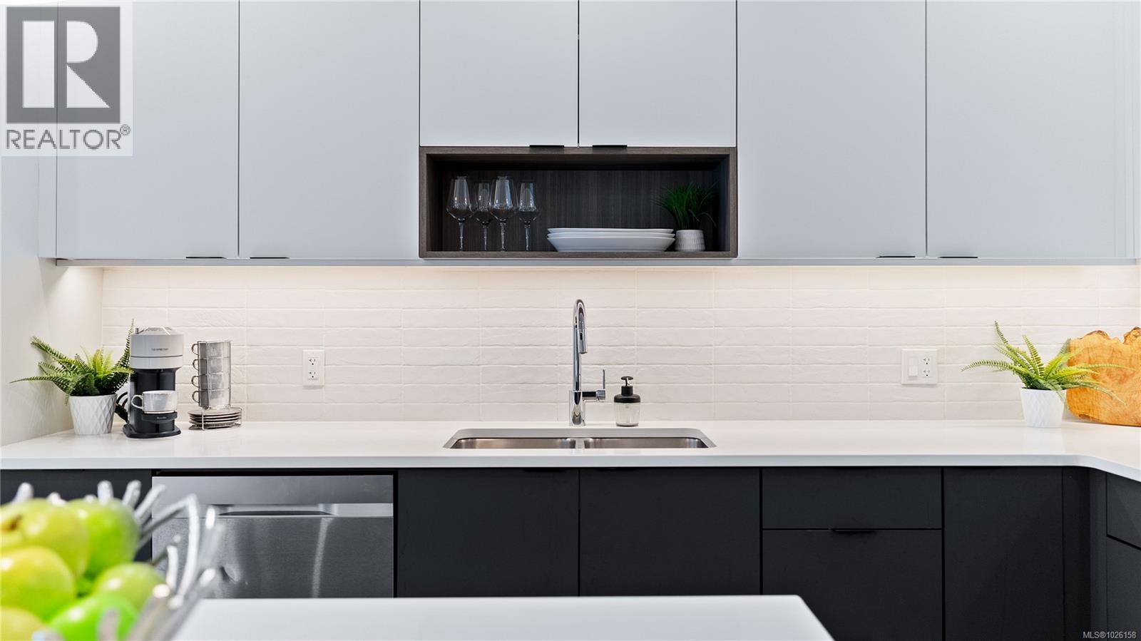 308 967 Whirlaway Cres, Langford, British Columbia  V9B 0Y1 - Photo 6 - 1026158