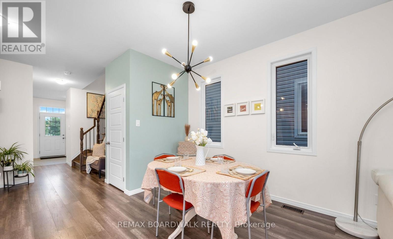 302 Haliburton Heights, Ottawa, Ontario  K2S 1S3 - Photo 11 - X12803588