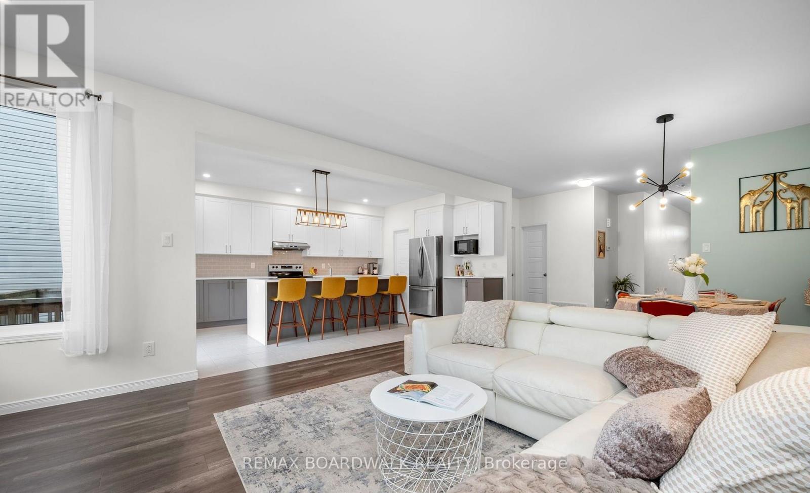 302 Haliburton Heights, Ottawa, Ontario  K2S 1S3 - Photo 16 - X12803588