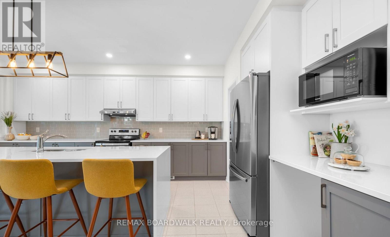 302 Haliburton Heights, Ottawa, Ontario  K2S 1S3 - Photo 20 - X12803588