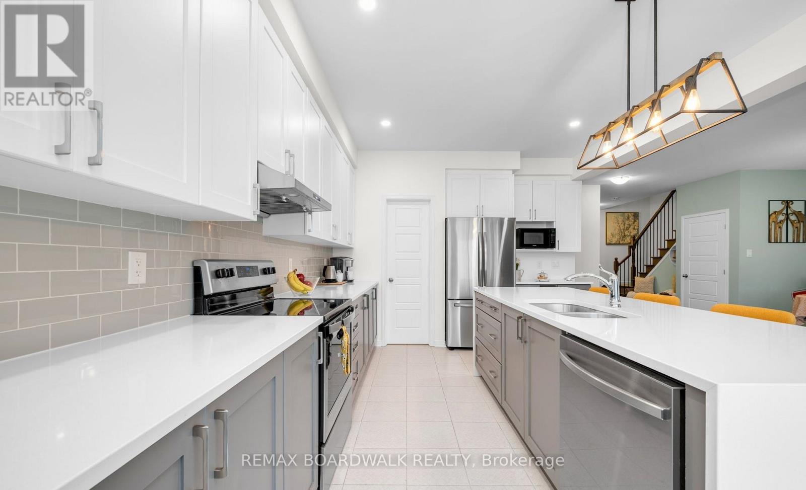 302 Haliburton Heights, Ottawa, Ontario  K2S 1S3 - Photo 25 - X12803588