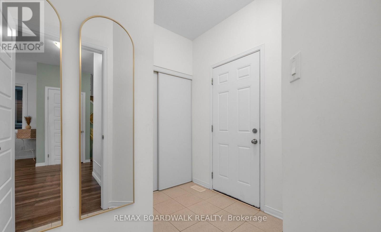 302 Haliburton Heights, Ottawa, Ontario  K2S 1S3 - Photo 28 - X12803588