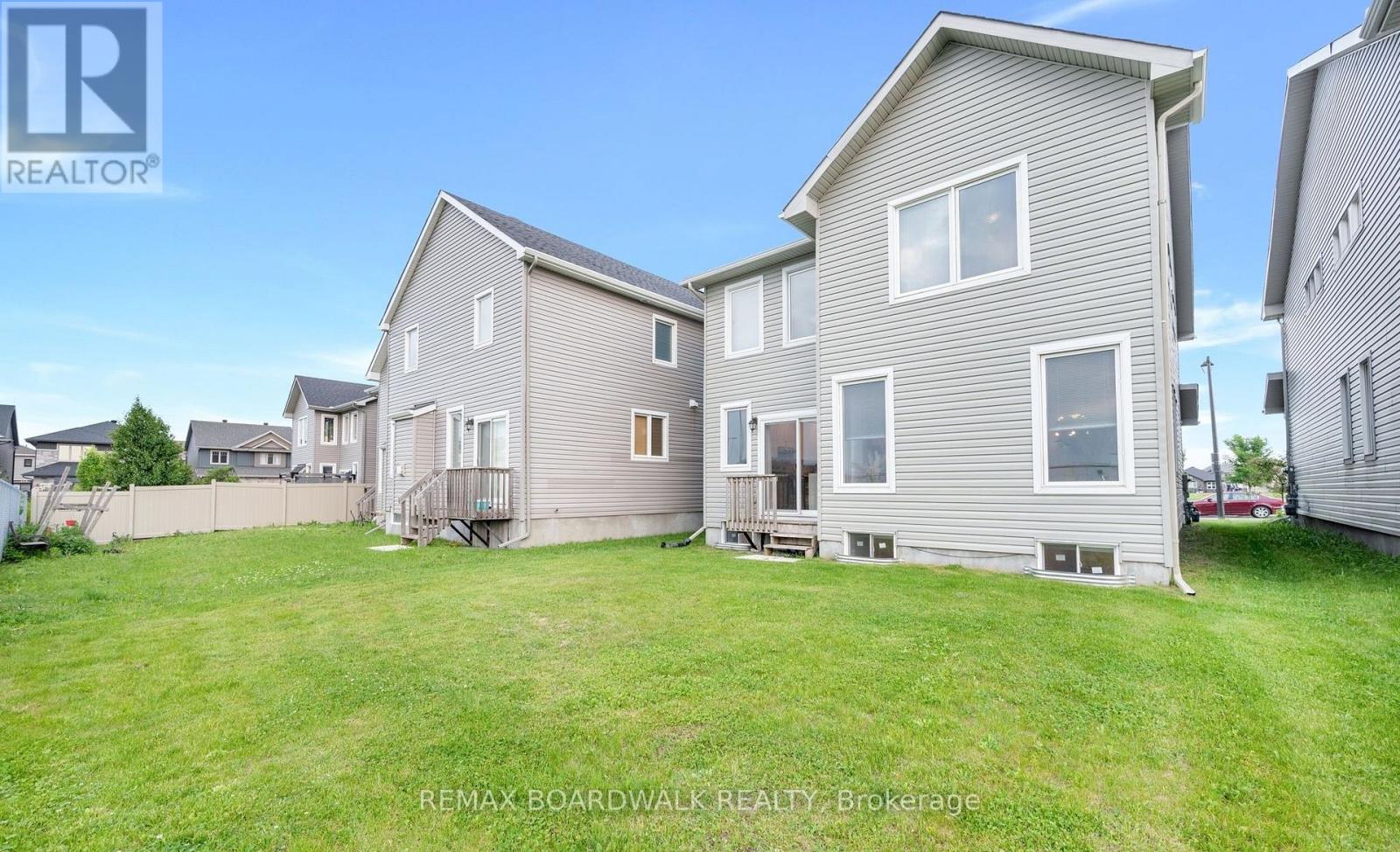 302 Haliburton Heights, Ottawa, Ontario  K2S 1S3 - Photo 50 - X12803588