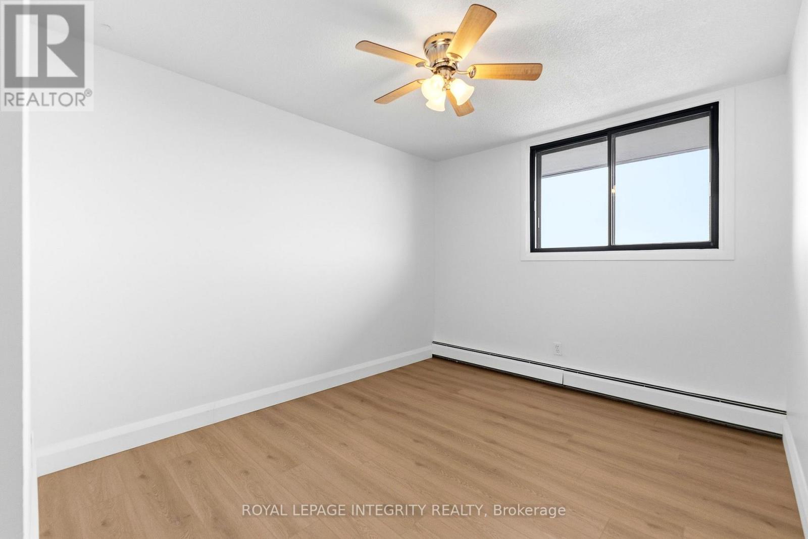 510 - 415 Greenview Avenue, Ottawa, Ontario  K2B 8G5 - Photo 16 - X12803608