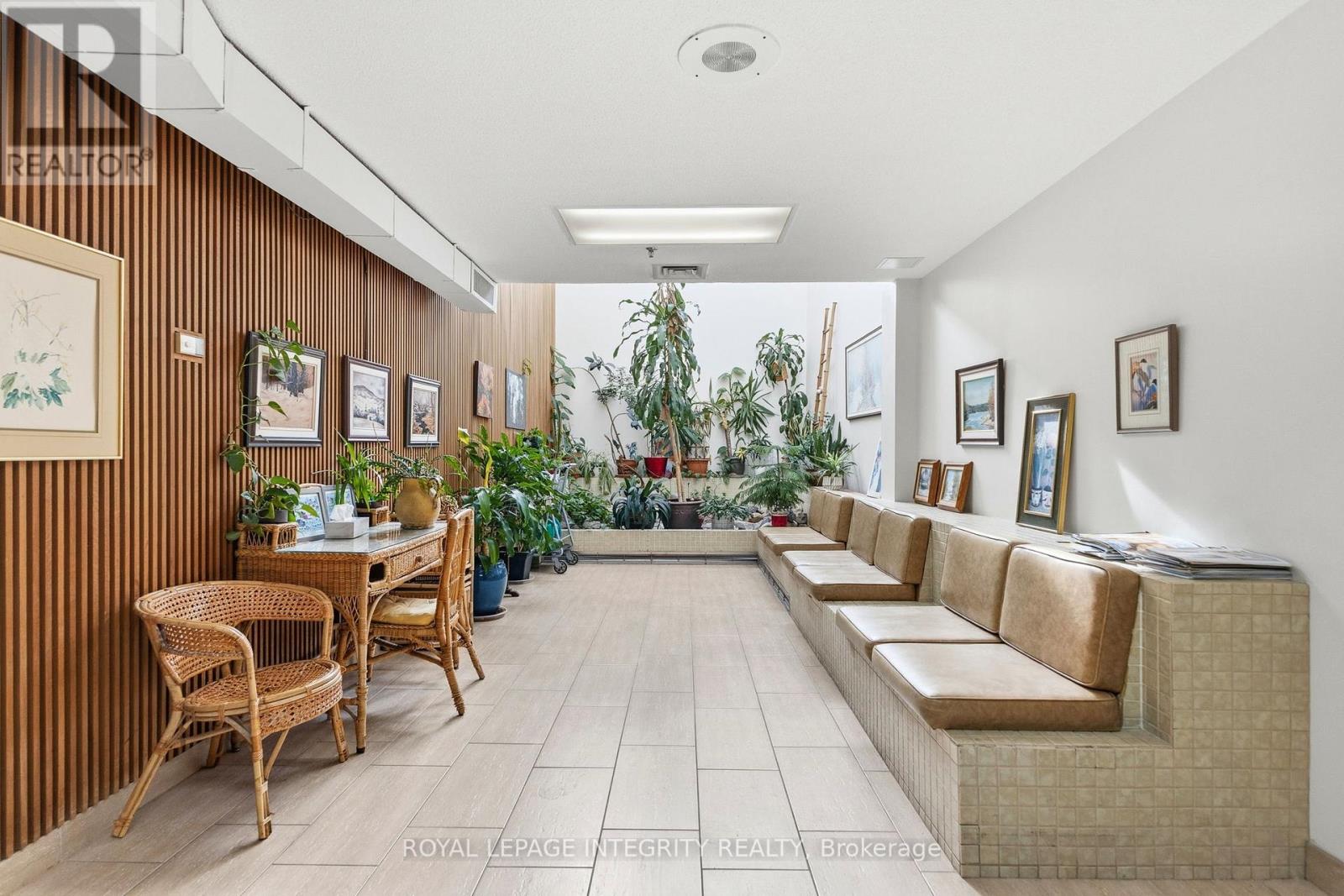 510 - 415 Greenview Avenue, Ottawa, Ontario  K2B 8G5 - Photo 24 - X12803608