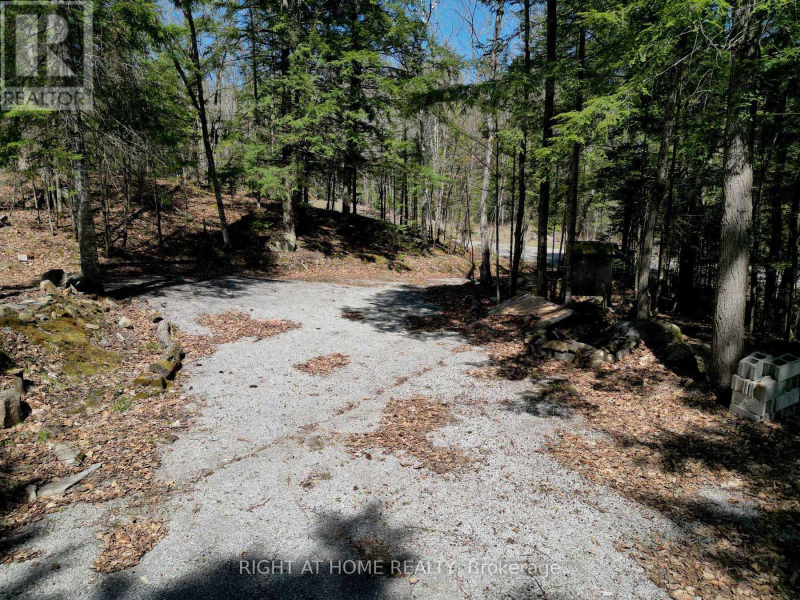 1061 Centennial Lake Road, Greater Madawaska, Ontario  K0J 1H0 - Photo 15 - X12803614