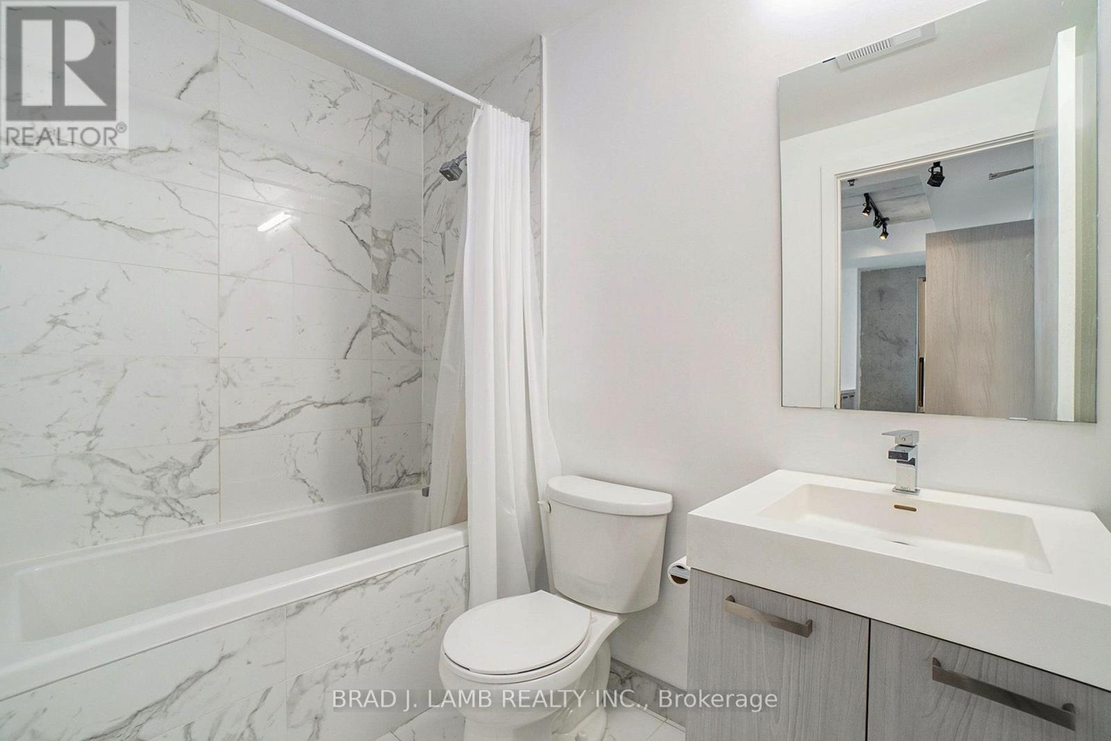 1805 - 203 Catherine Street, Ottawa, Ontario  K2P 1J5 - Photo 13 - X12803630