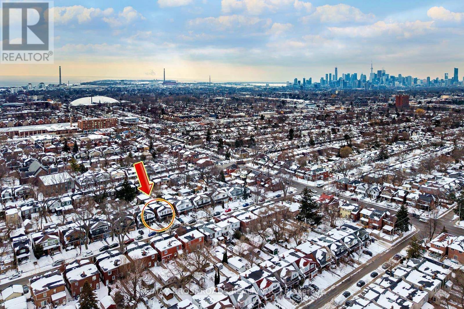 463 Milverton Boulevard, Toronto, Ontario  M4C 1X4 - Photo 2 - E12802528