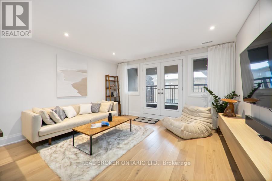 34 Meteorite Street, Richmond Hill, Ontario  L4C 4M9 - Photo 31 - N12790322