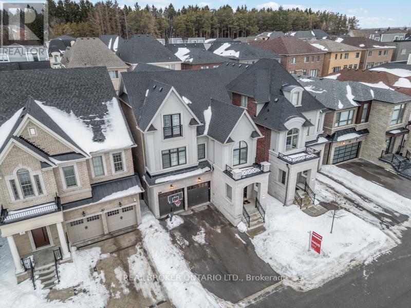 34 Meteorite Street, Richmond Hill, Ontario  L4C 4M9 - Photo 45 - N12790322