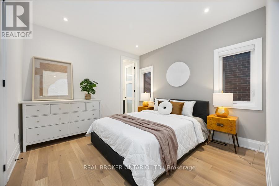 34 Meteorite Street, Richmond Hill, Ontario  L4C 4M9 - Photo 33 - N12790322