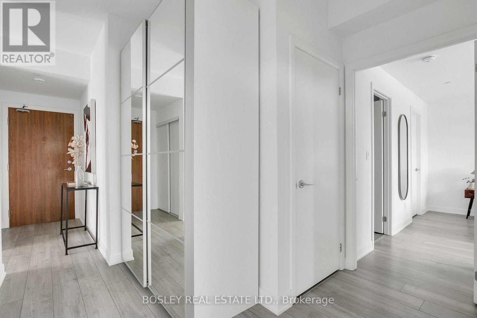 502 - 385 Osler Street, Toronto, Ontario  M6N 0B2 - Photo 17 - W12787846