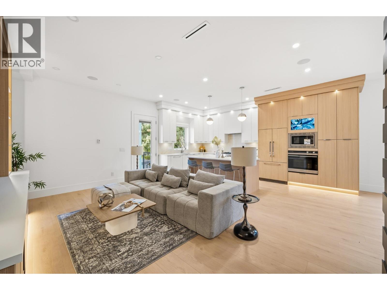 1 6139 Ashworth Avenue, Burnaby, British Columbia  V5E 3T8 - Photo 12 - R3091724