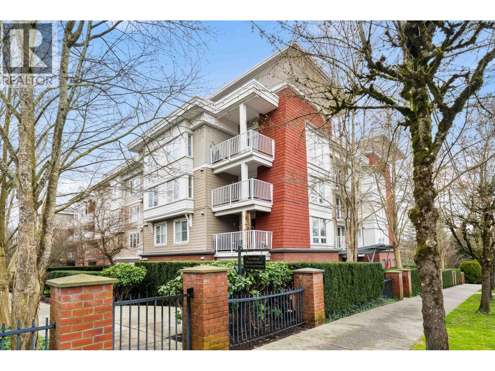 406 12283 224 Street, Maple Ridge, British Columbia  V2X 8Z3 - Photo 1 - R3091725