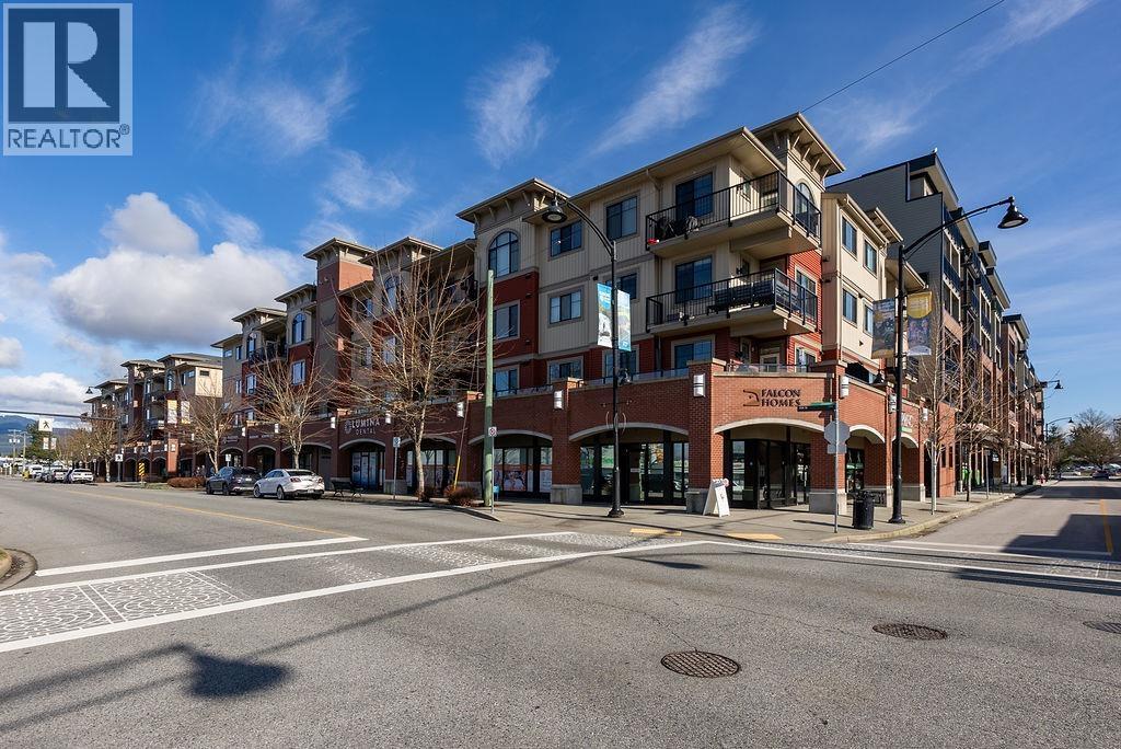 305 11862 226 STREET, Maple Ridge, British Columbia