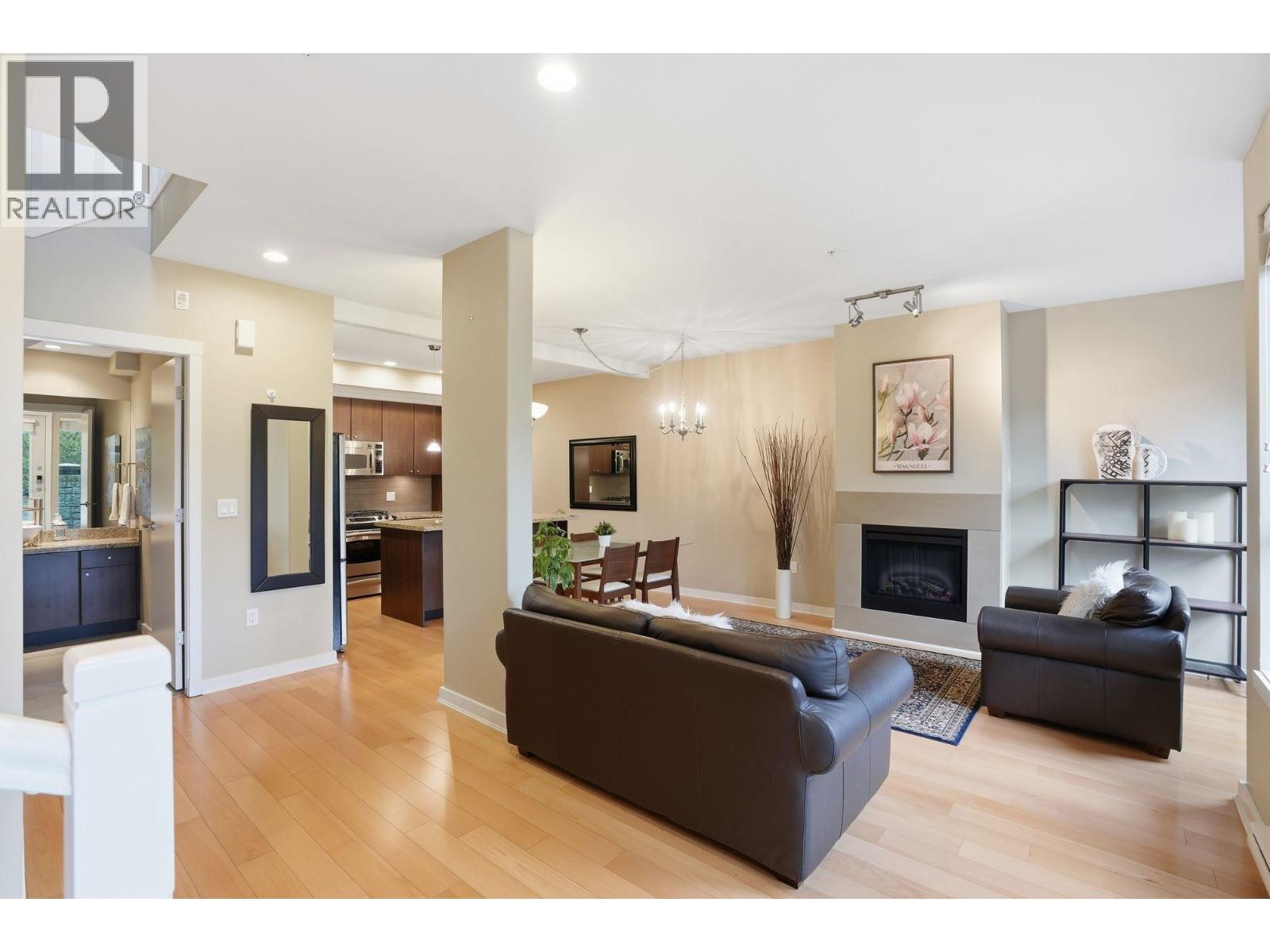 3 1863 Wesbrook Mall, Vancouver, British Columbia  V6T 2J7 - Photo 1 - R3091745