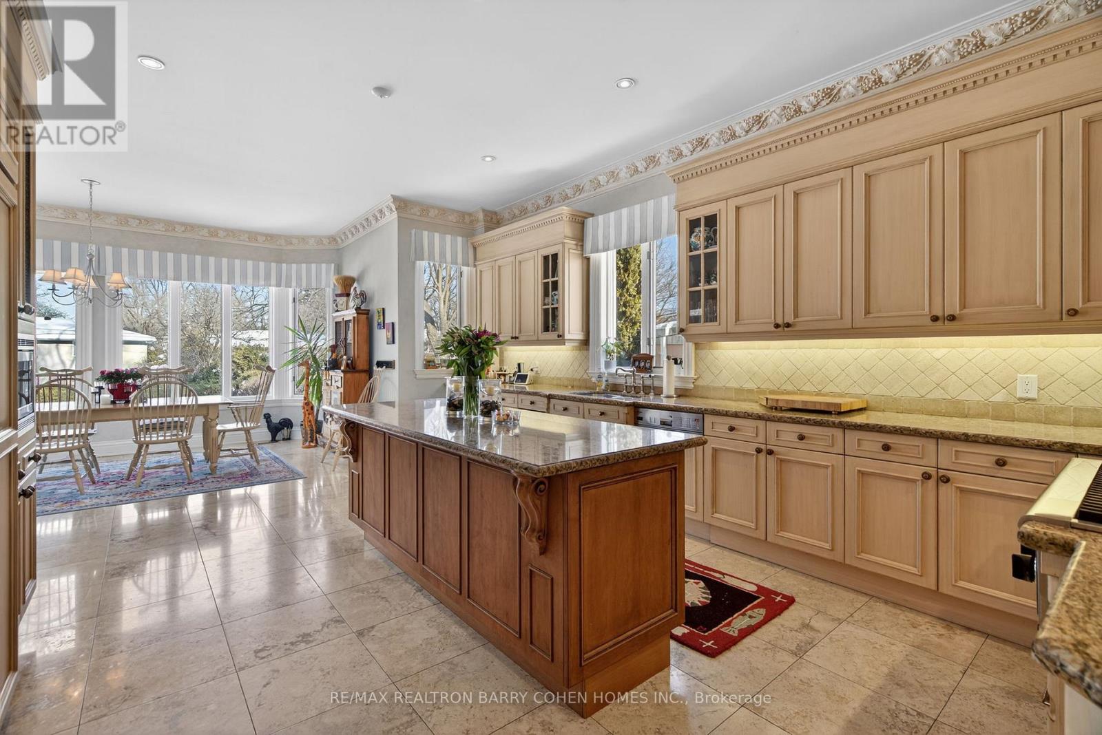 80 Owen Boulevard, Toronto, Ontario  M2P 1G3 - Photo 15 - C12803668